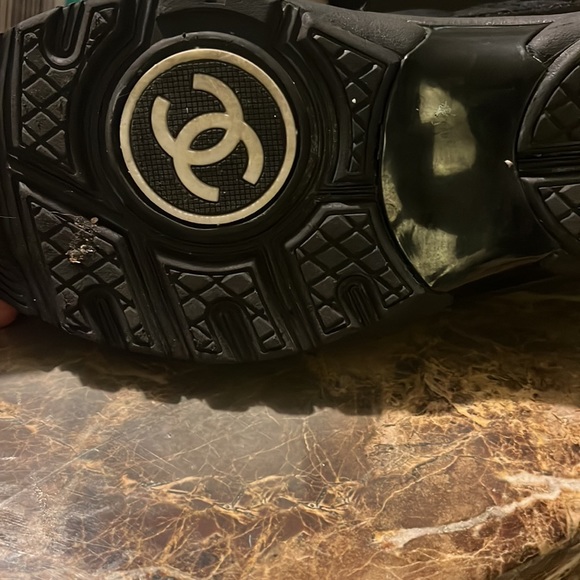 Practically new worn three times , Moving sale!! - Picture 4 of 7